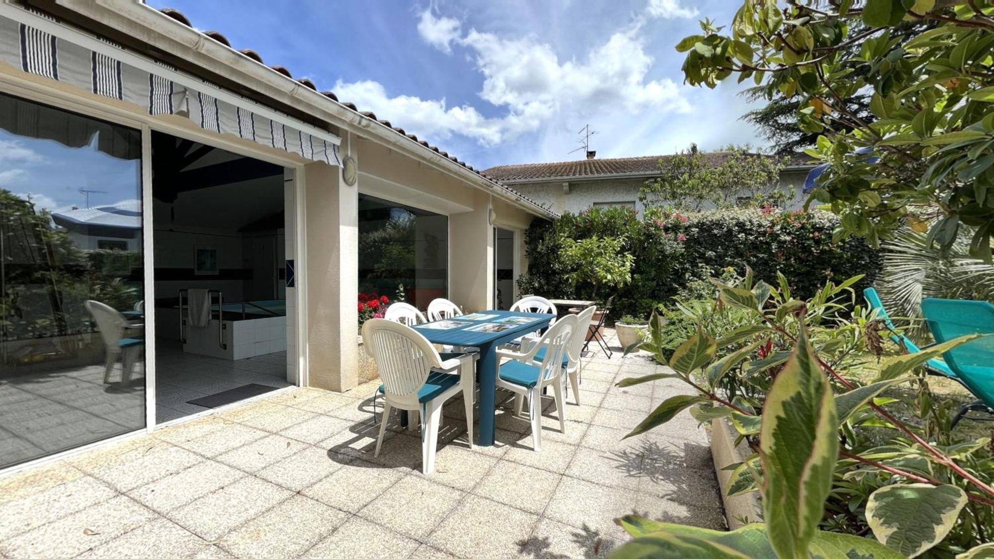 Villa Tout Confort Proche Du Port Gujan-Mestras Exterior photo